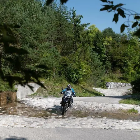 아파트 Panorama Harrys Bike Tours 빌라흐